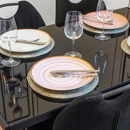 Stilvolles Wohlfuehl-apartment Mit Balkon Augsburg