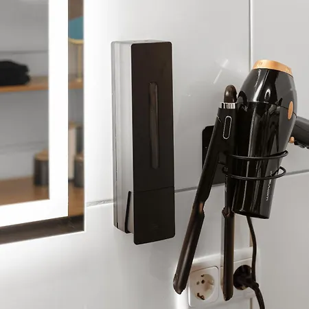 Daire Stilvolles Wohlfuehl-apartment Mit Balkon *