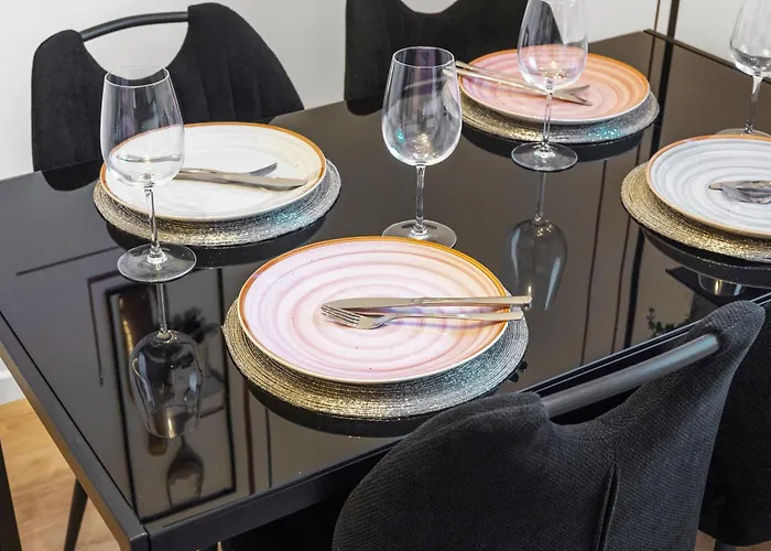 Stilvolles Wohlfuehl-apartment Mit Balkon اوغسبورغ